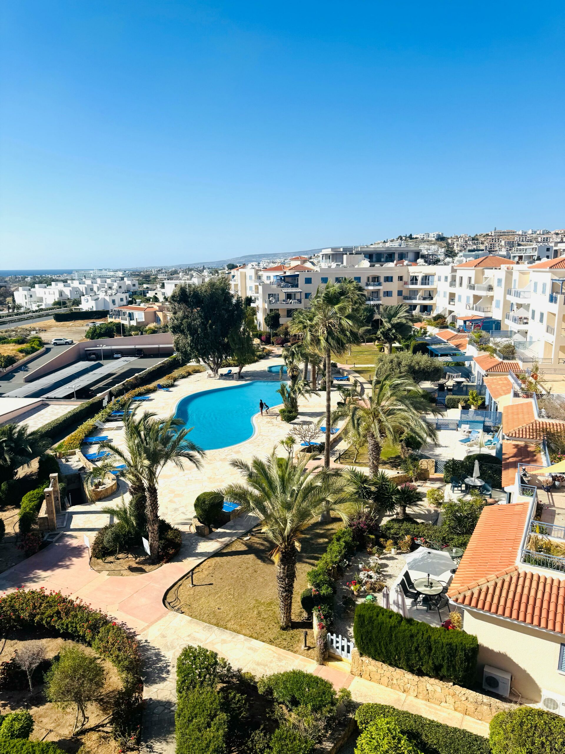 View from the apartment to the pool and the sea