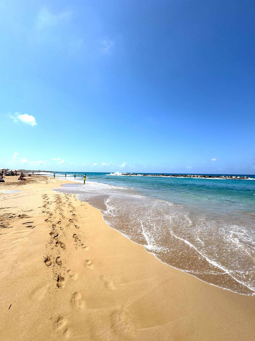 Venus beach close to the Kings Palace apartment